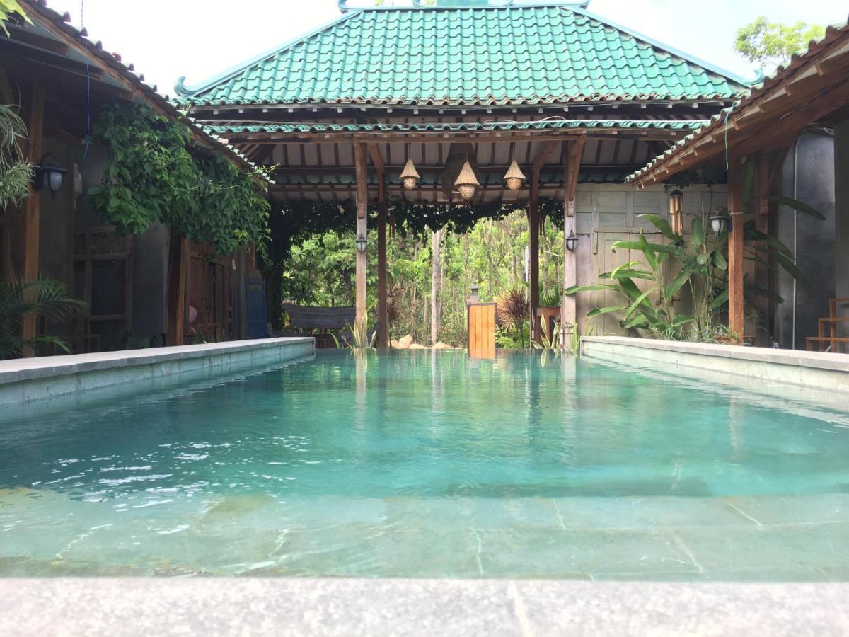 Watukarung Ristu Homestay Kalak Esterno foto