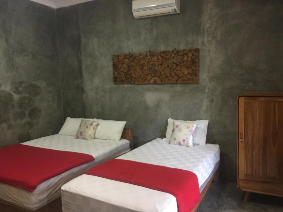 Watukarung Ristu Homestay Kalak Esterno foto