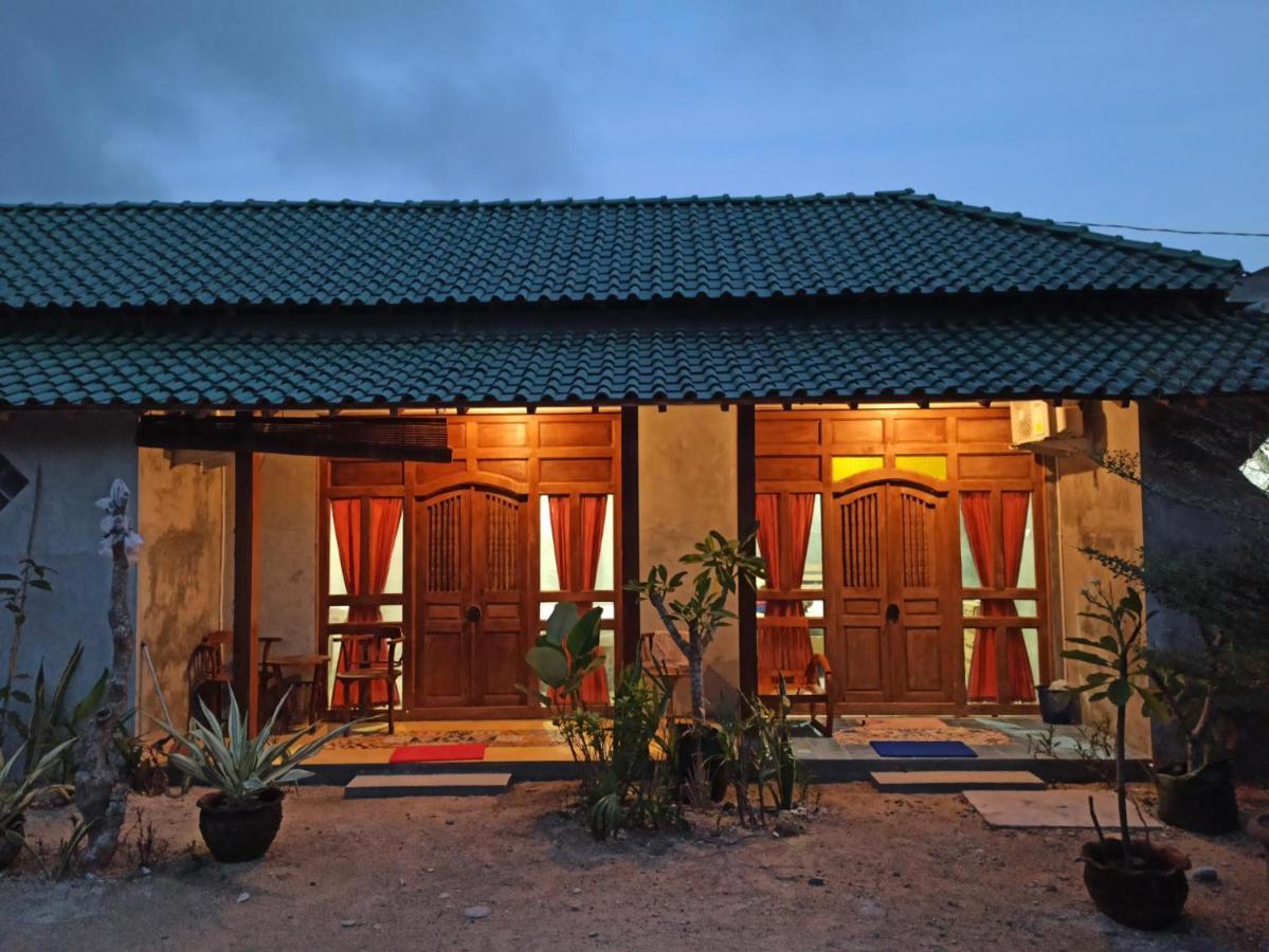 Watukarung Ristu Homestay Kalak Esterno foto